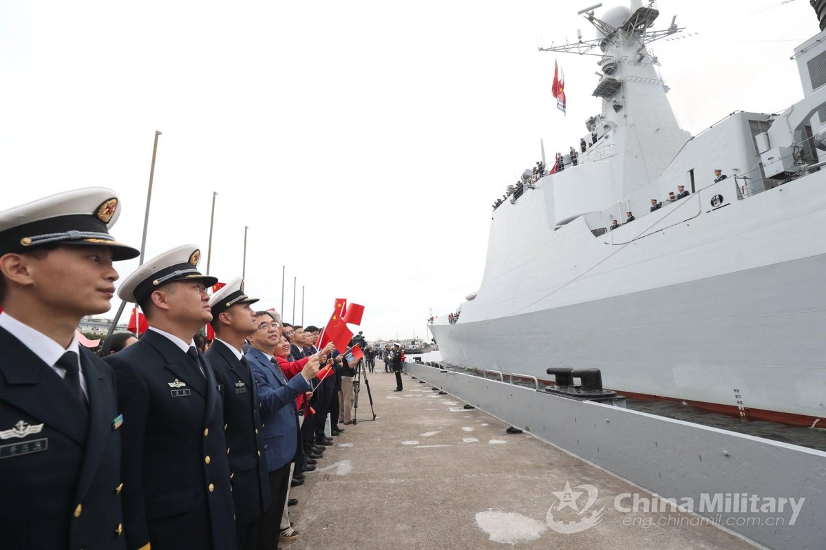 Визит кораблей ВМС Китая