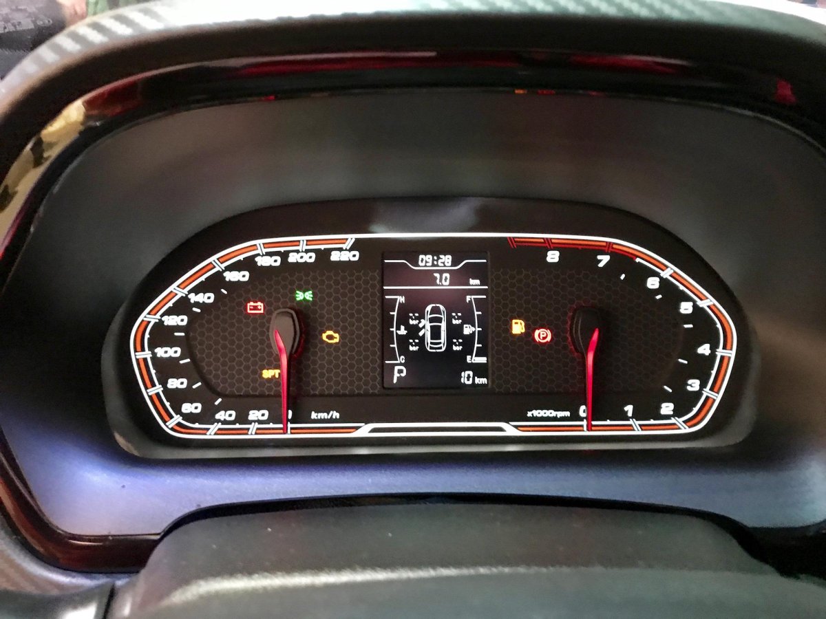 Приборная панель чери Тигго 4