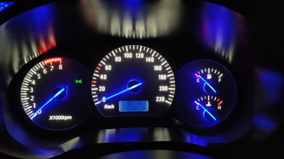 Приборная панель Тигго т11