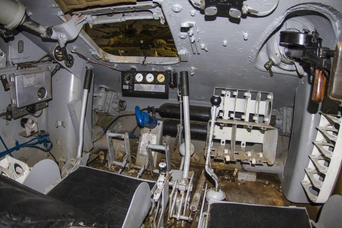 Т-34 внутри танка