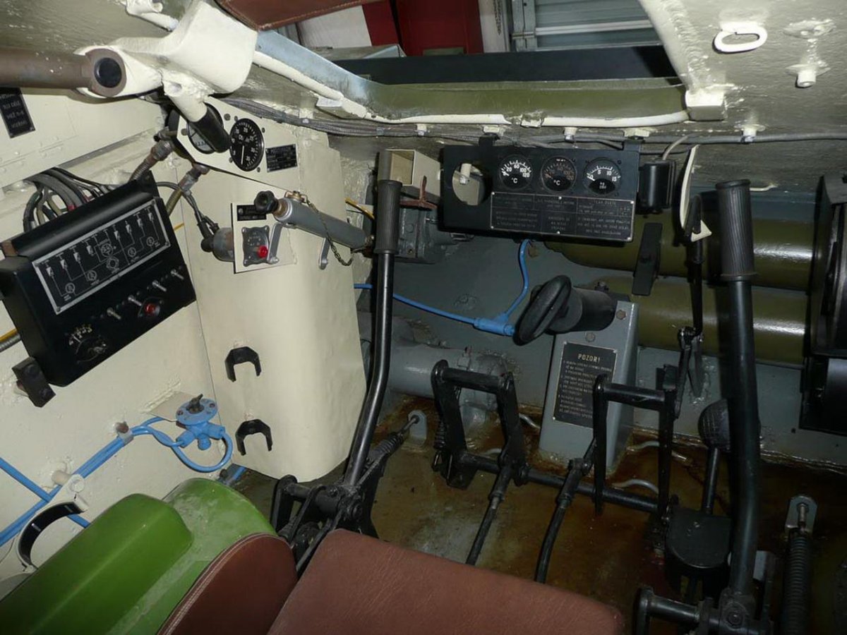 Салон танка т 34 85