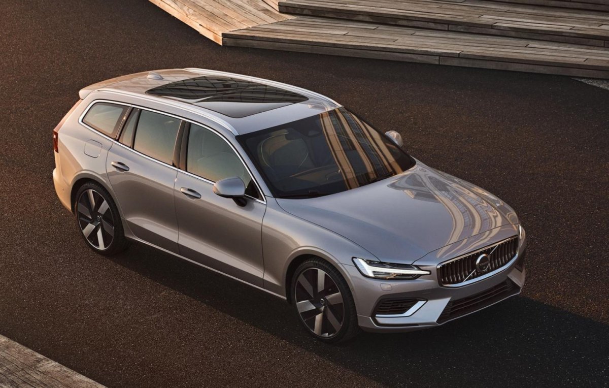 Вольво v90 2022