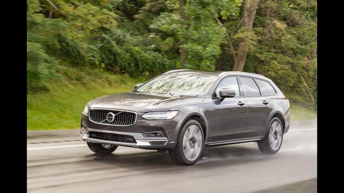 Volvo v90 Cross Country 2022