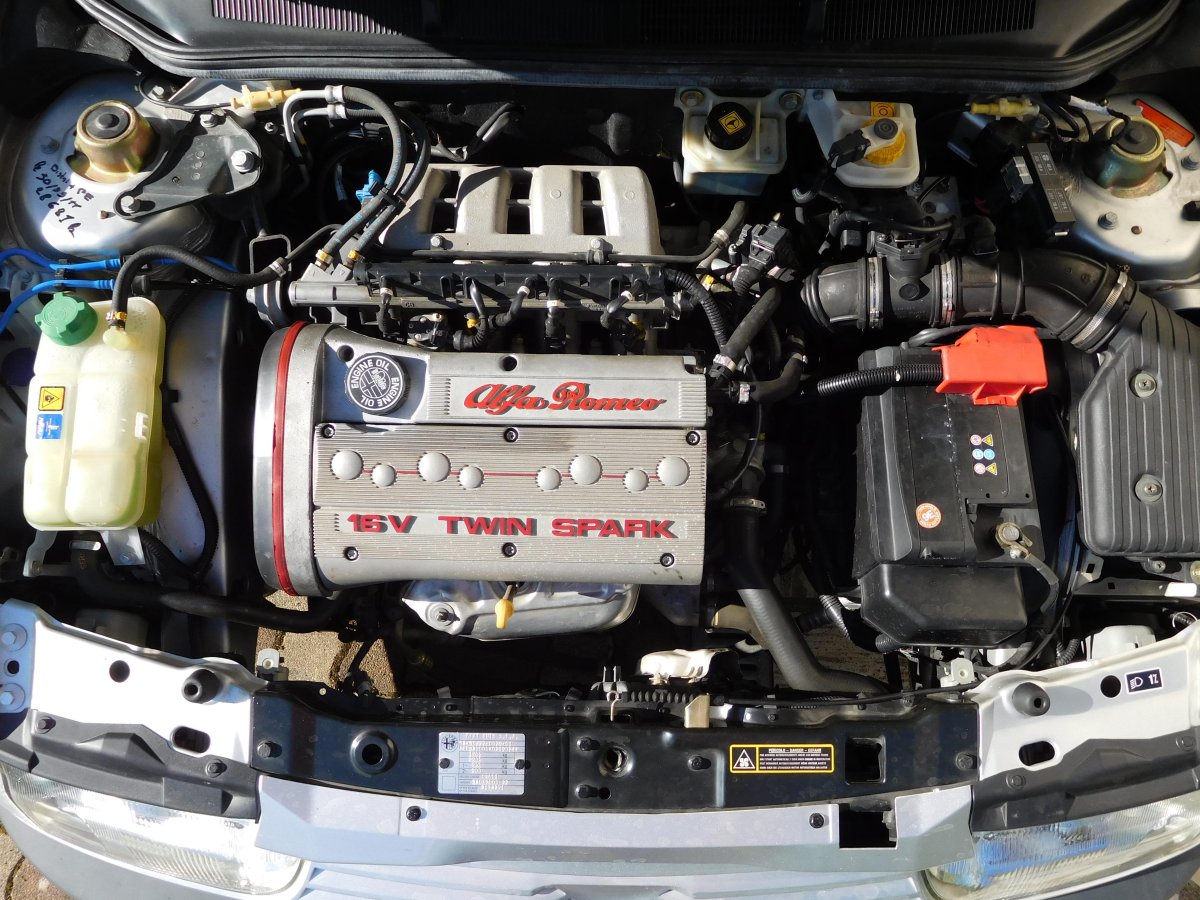 Альфа Ромео 156 Твин Спарк