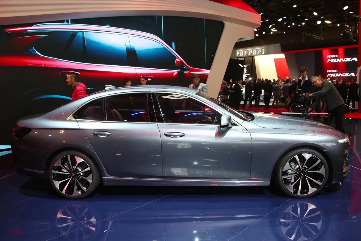 WINFAST Lux 2.0 sedan