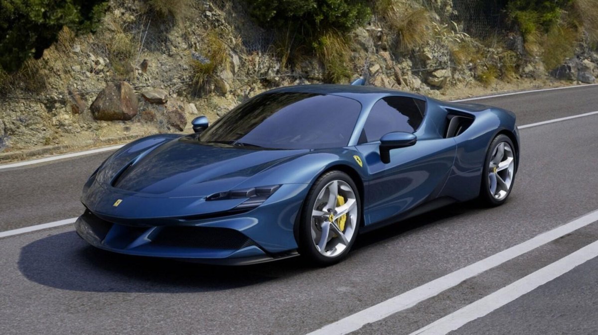 Феррари ф8 Трибуто