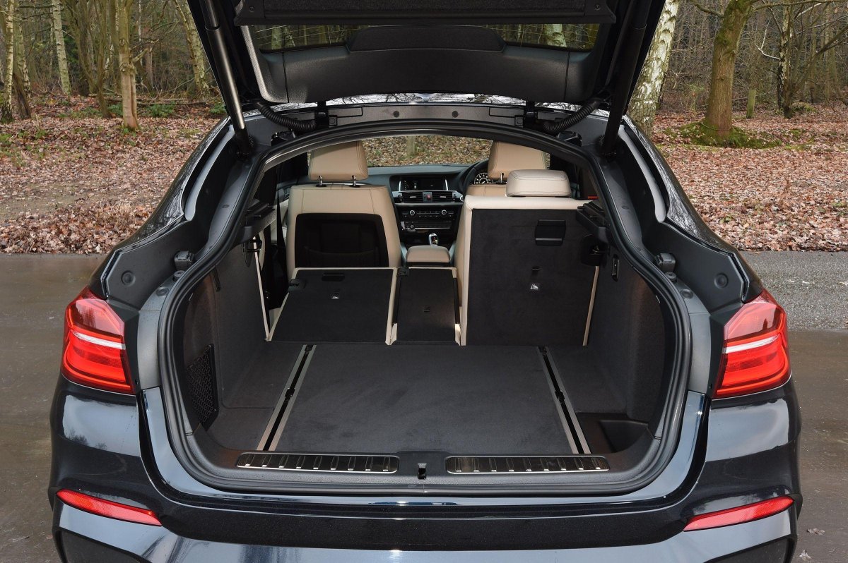 BMW x4 багажник