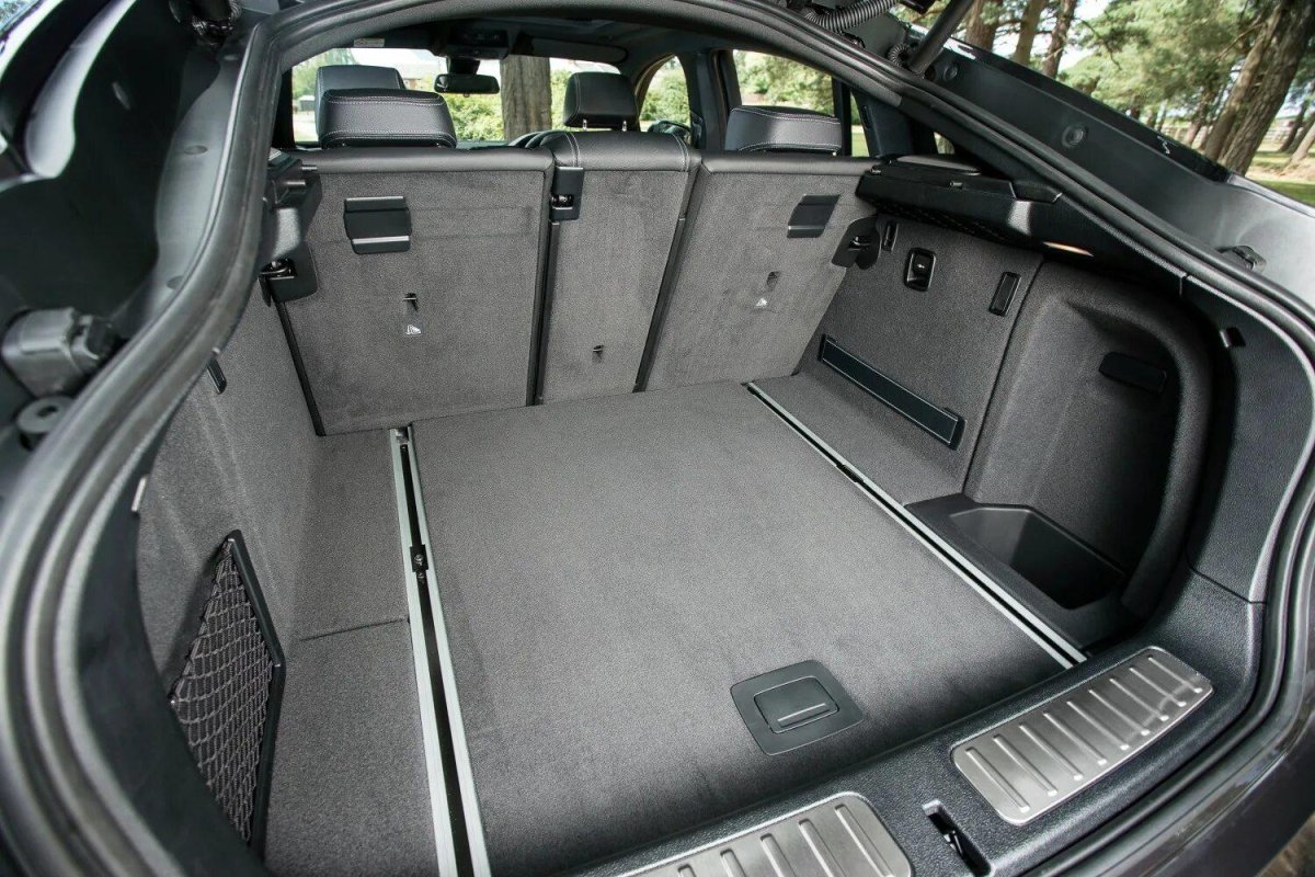 BMW x4 багажник