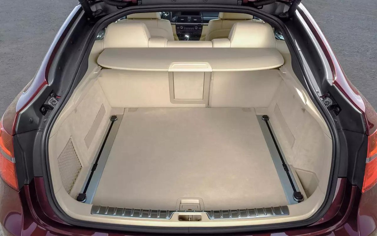 BMW x6 багажник