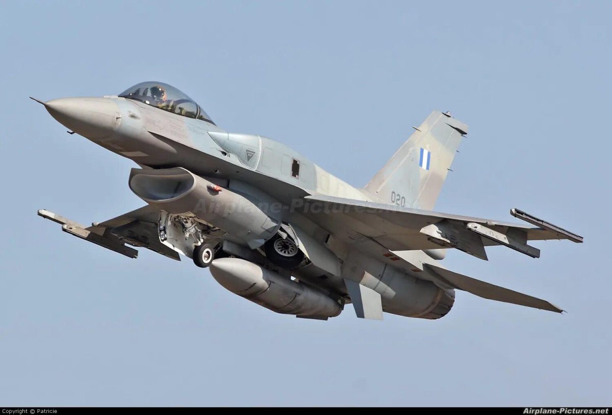 F 16 ВВС Греции
