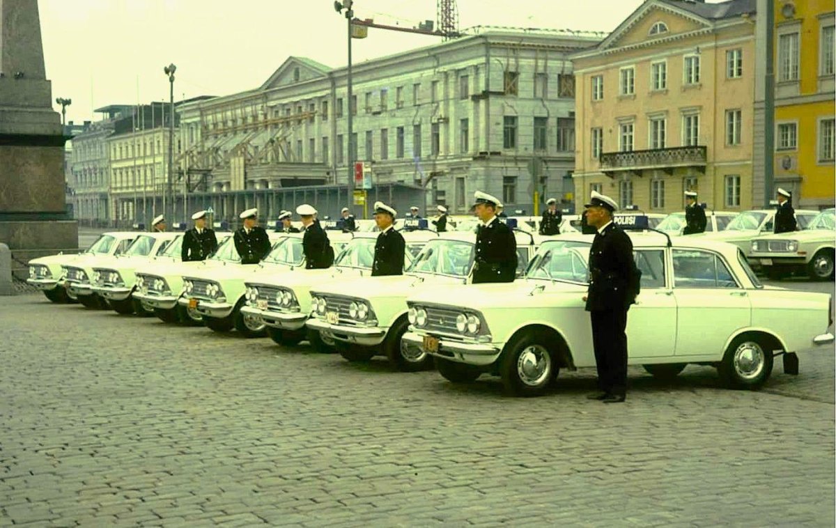 Автомобиль Москвич 2023