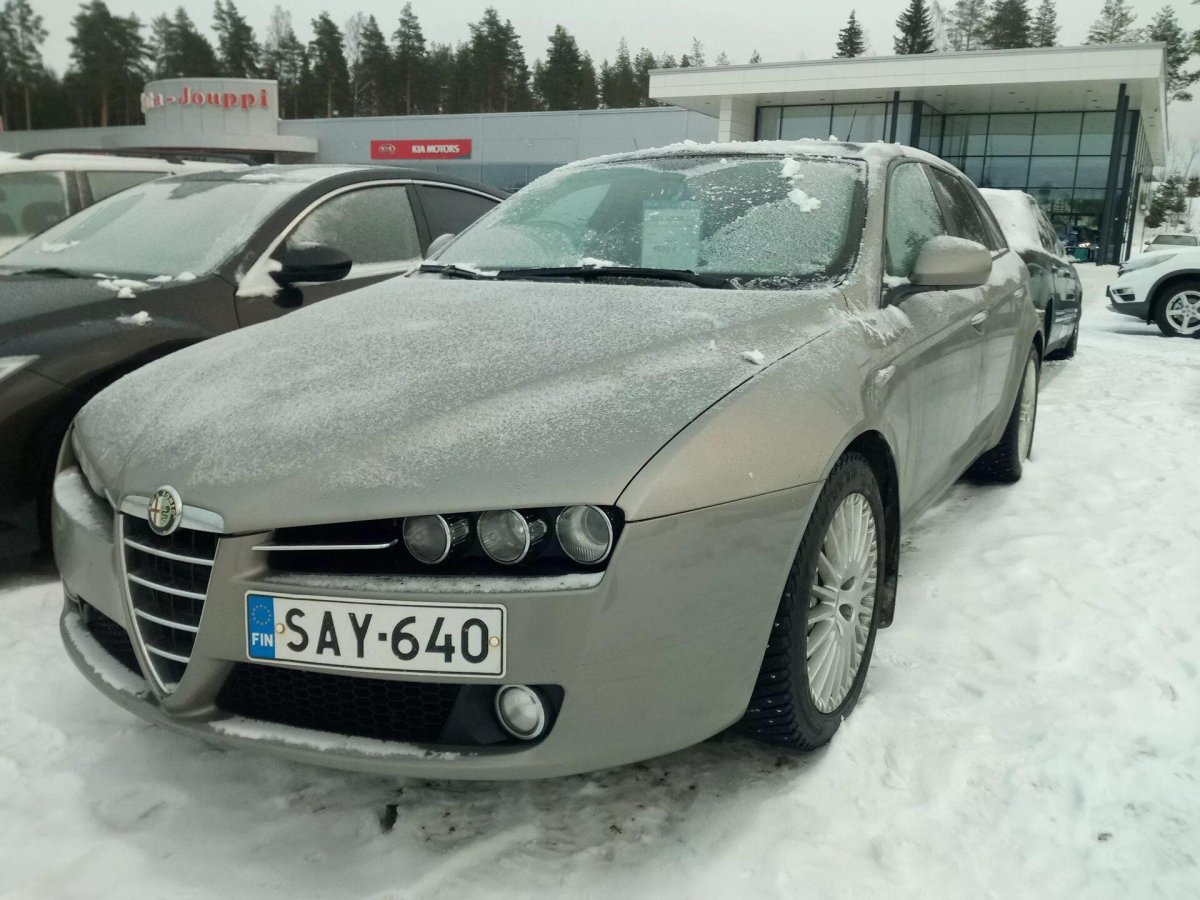 Авто в Финляндии б/у