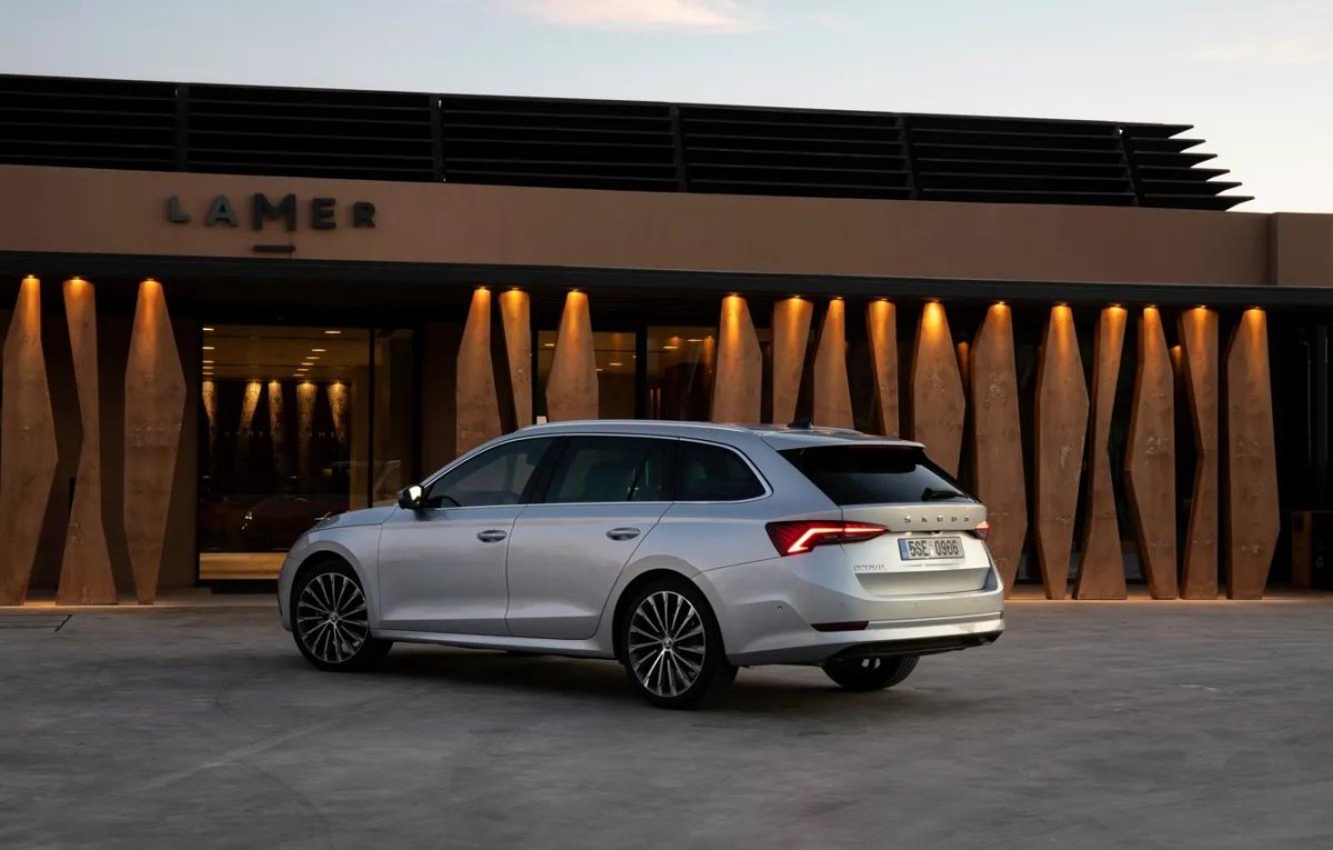 Шкода универсал 2020