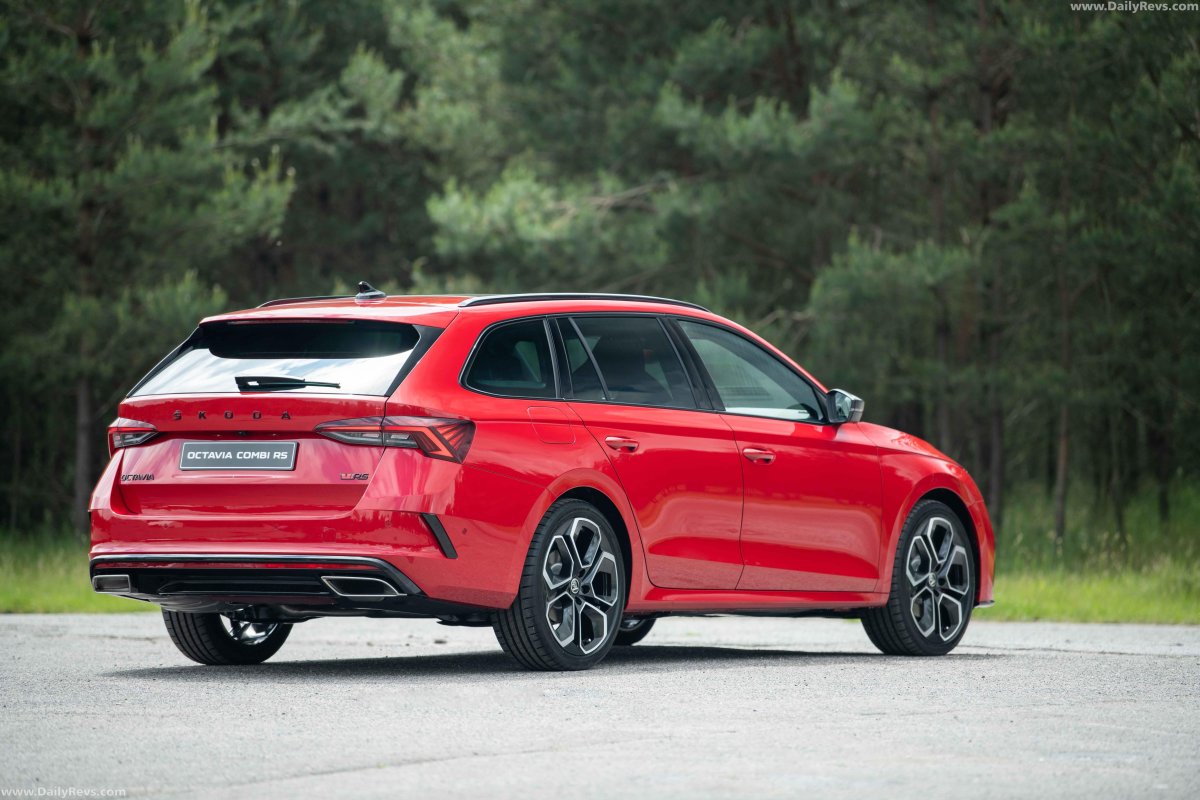 Skoda Octavia Combi RS 2021