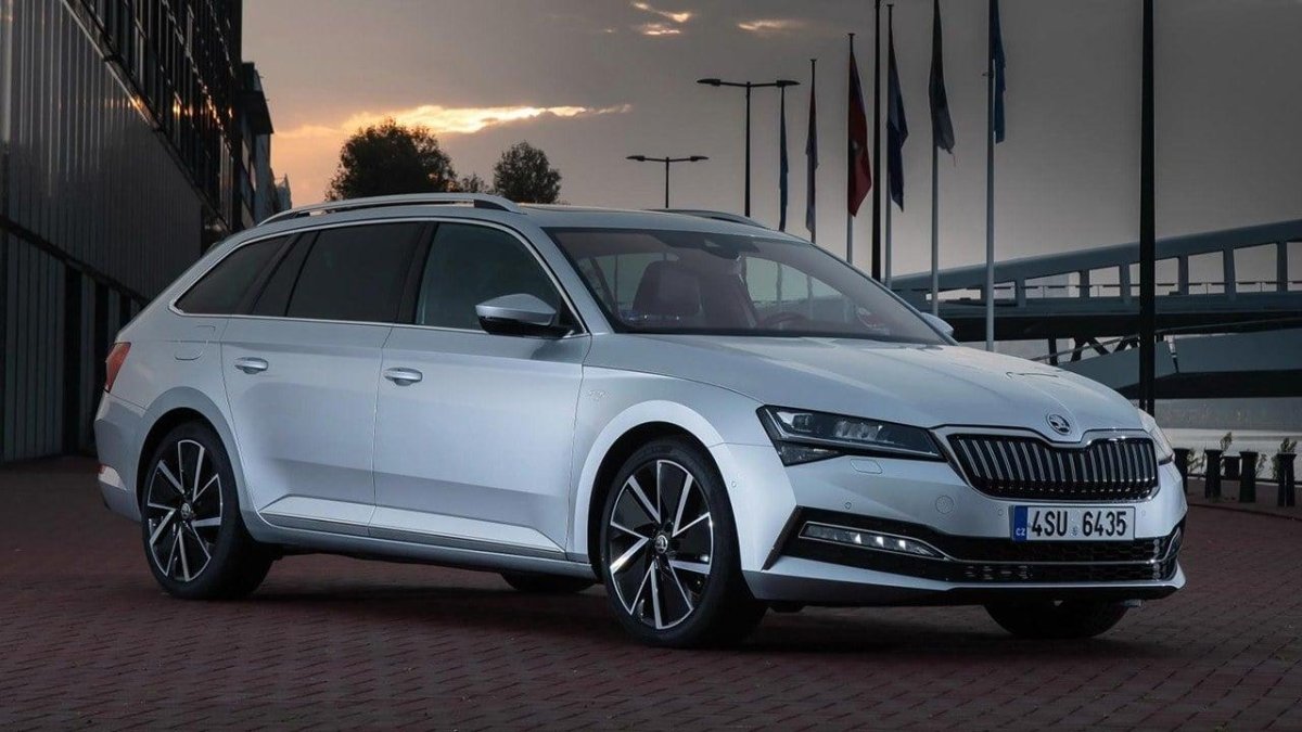 Skoda Superb Combi 2021