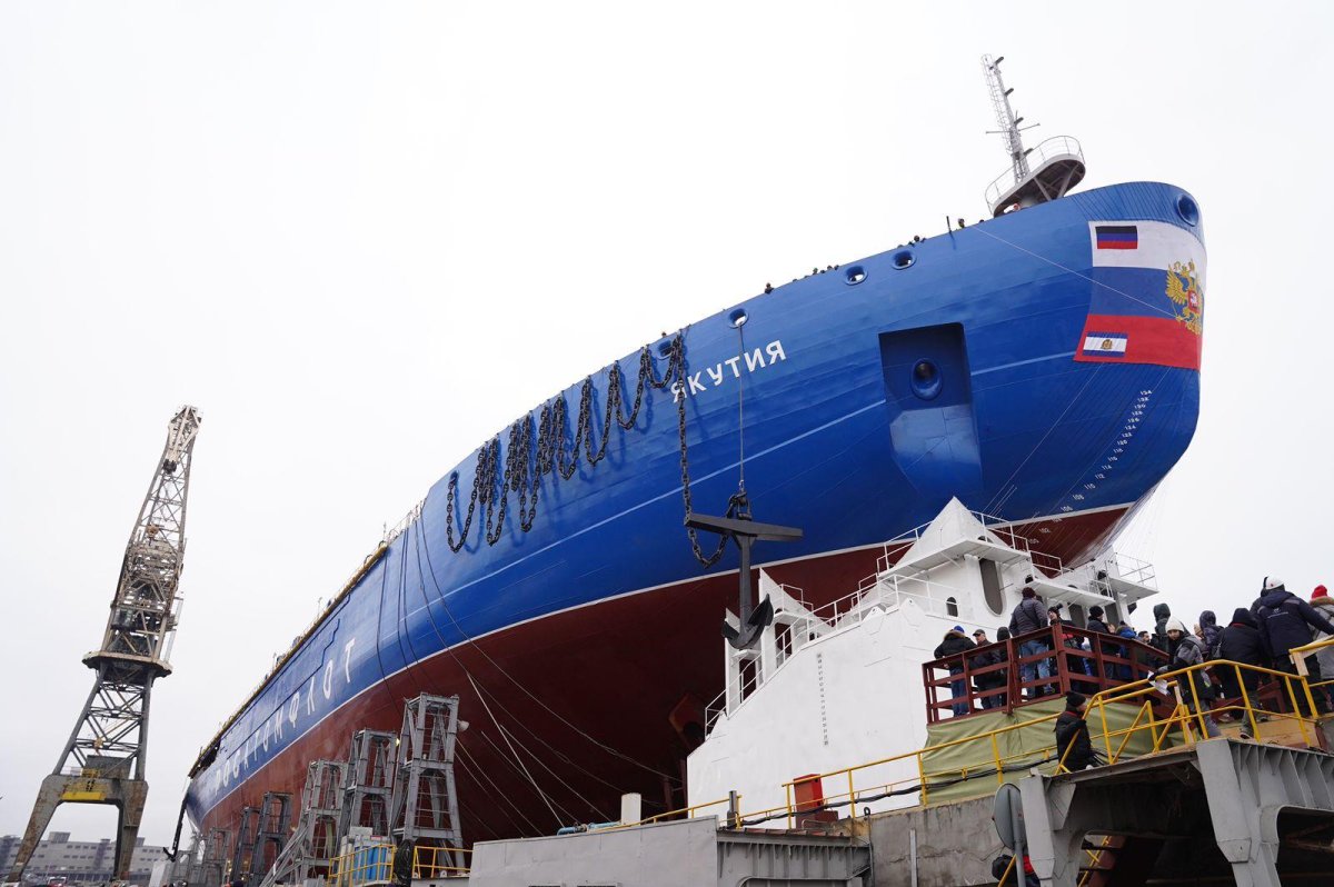 Ледокол 22220 Якутия