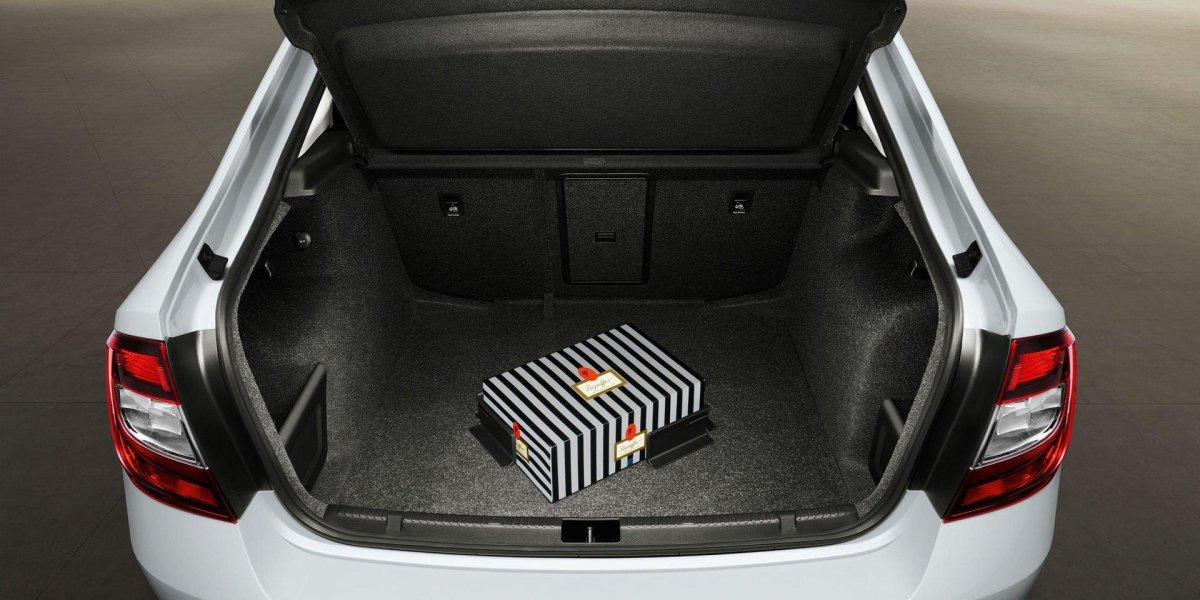 Skoda Rapid 2019 багажник