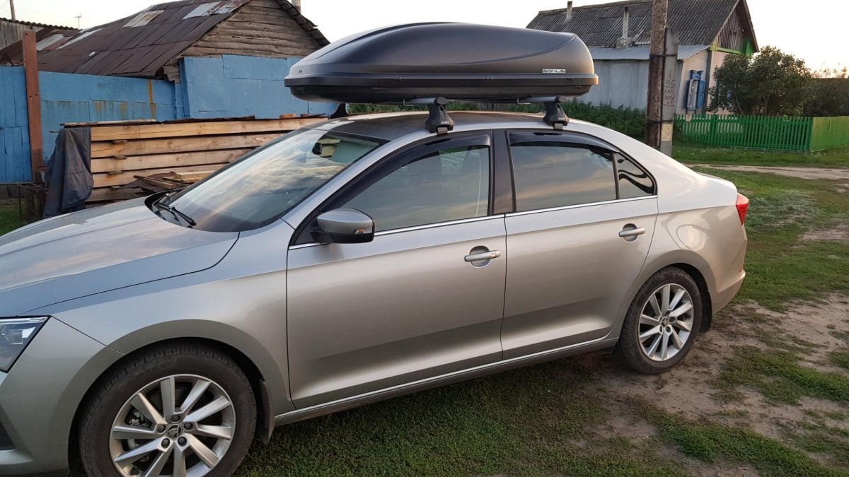 Багажник на крышу Шкода Рапид 2020