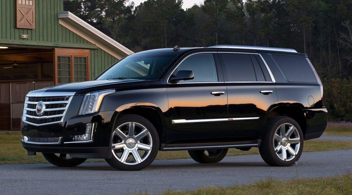 Кадиллак Эскалейд 2015