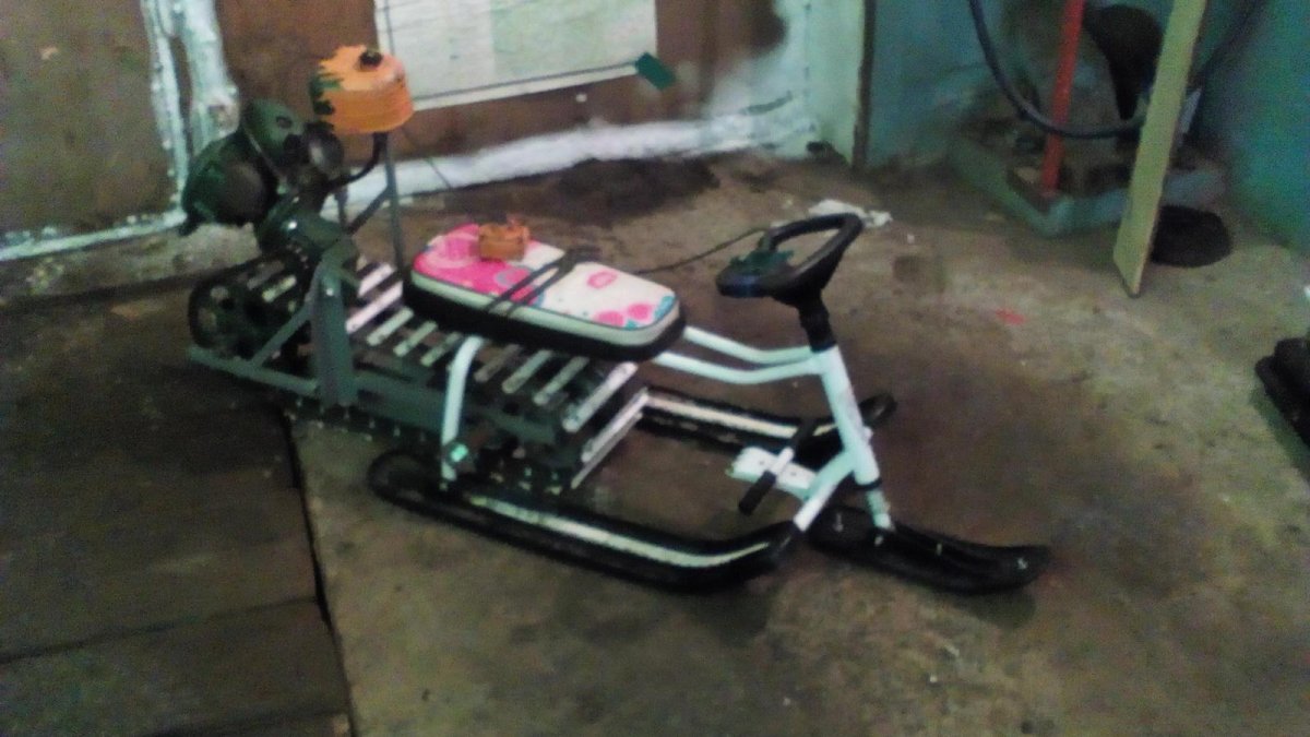 Снегоход из бензопилы штиль 180