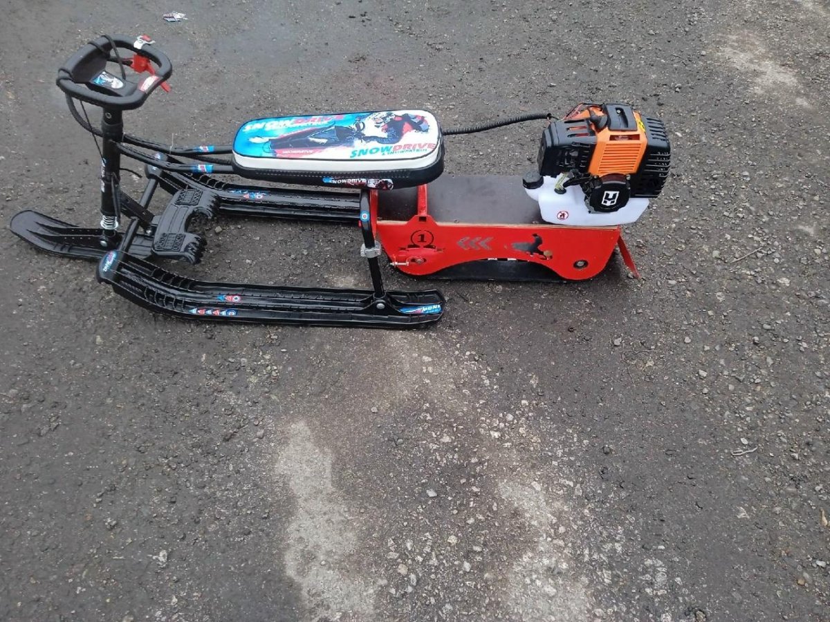 Снегокат с моторчиком