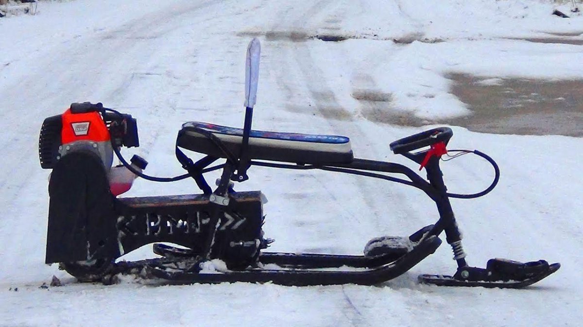 Электроснегокат гусеничный