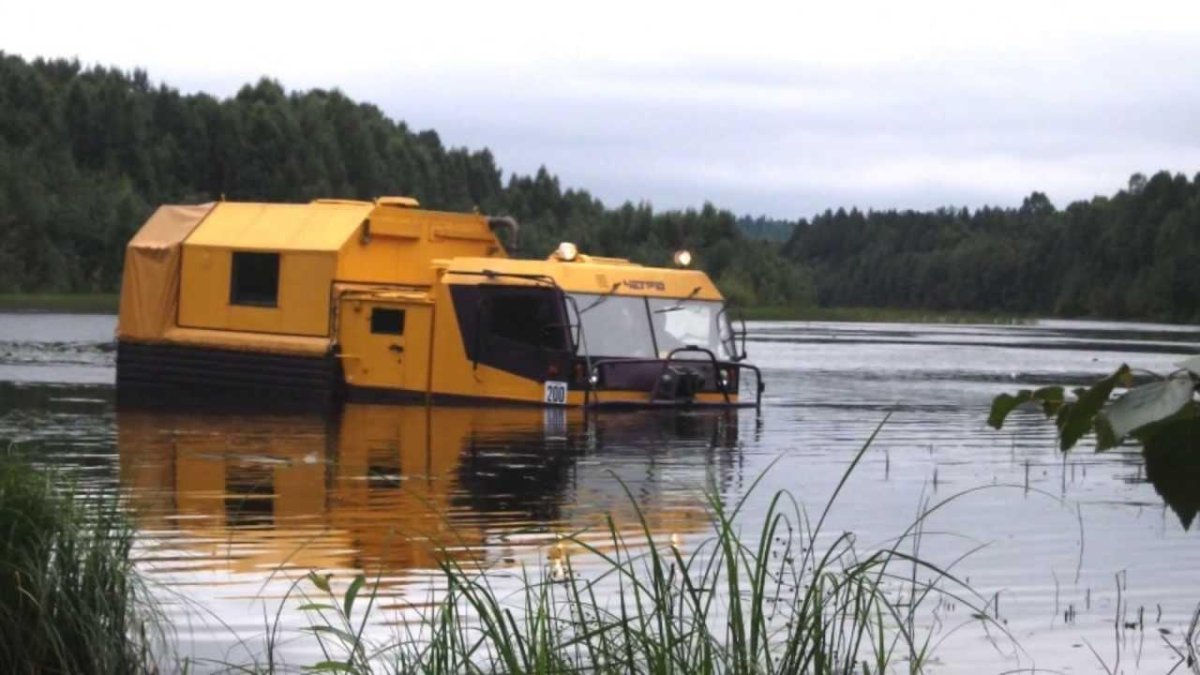 Болотоход ЧЕТРА ТМ-140