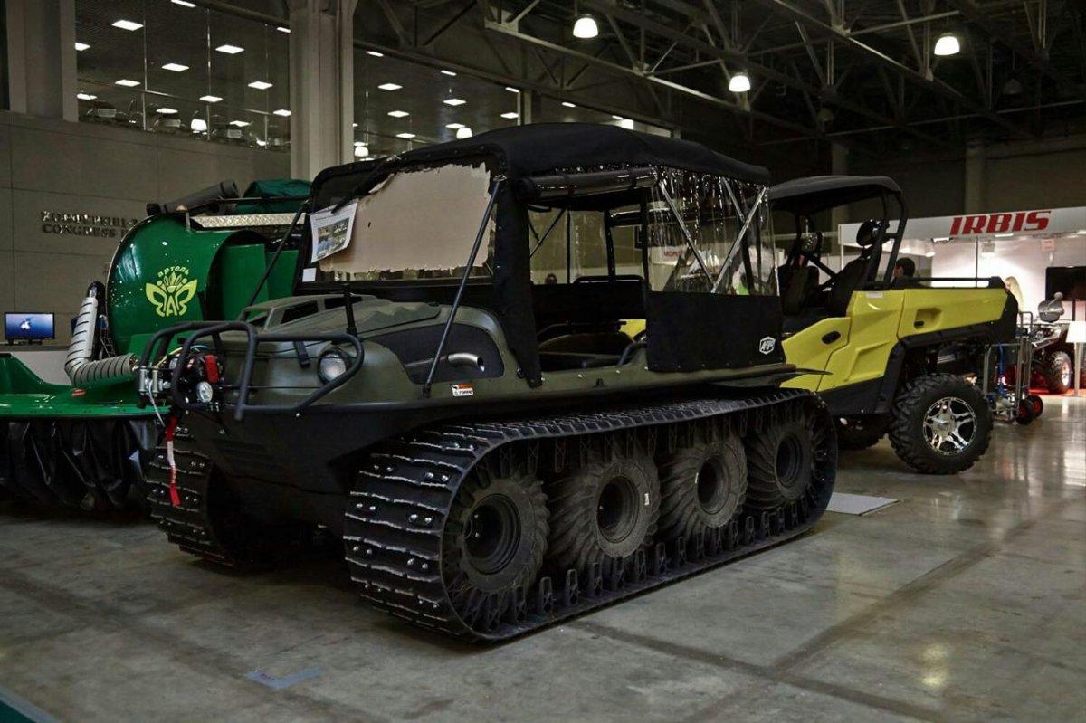 Снегоболотоход Арго 8х8