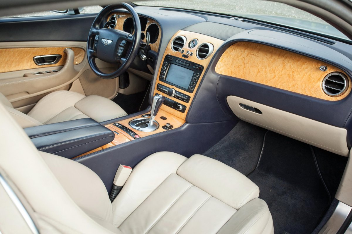 Бентли gt Continental 2004