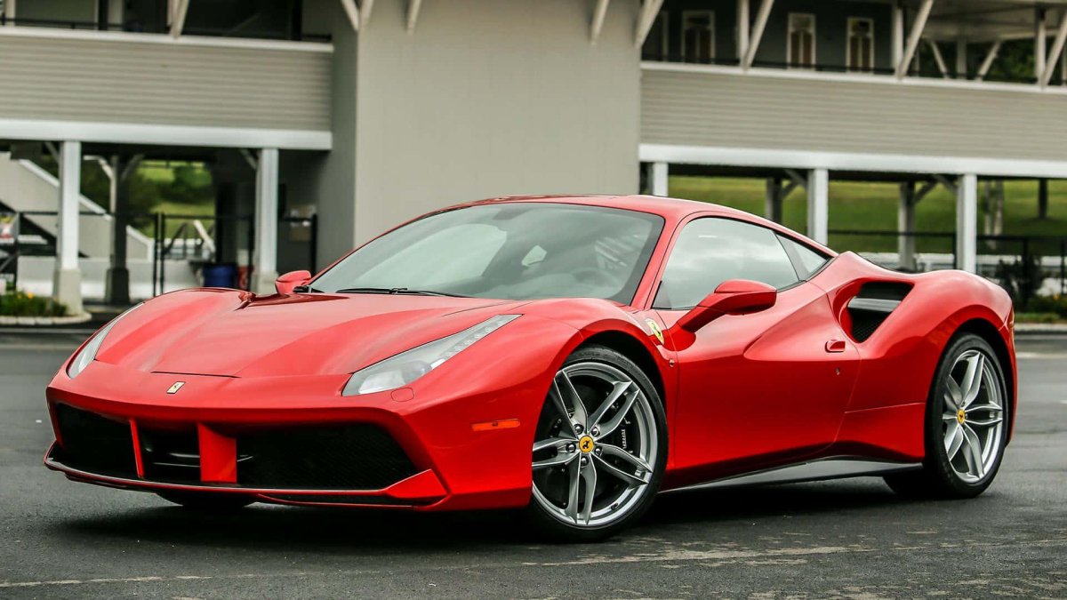 Ferrari 488