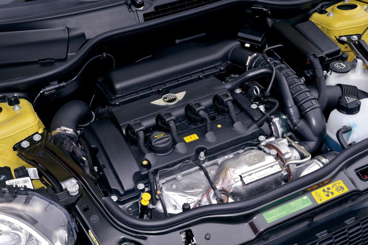 Мини Купер 1.6 турбо