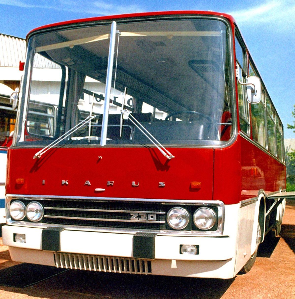 Самый первый Икарус