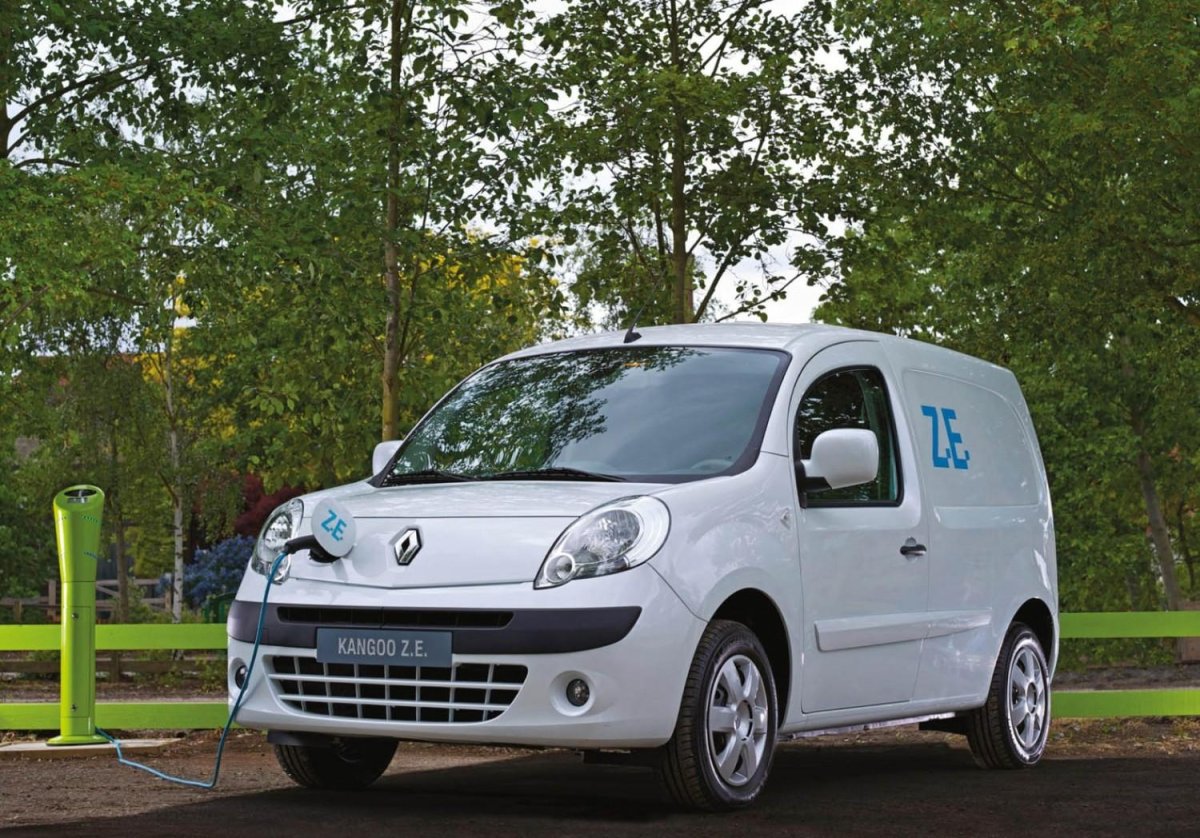 Рено Кангу электромобиль