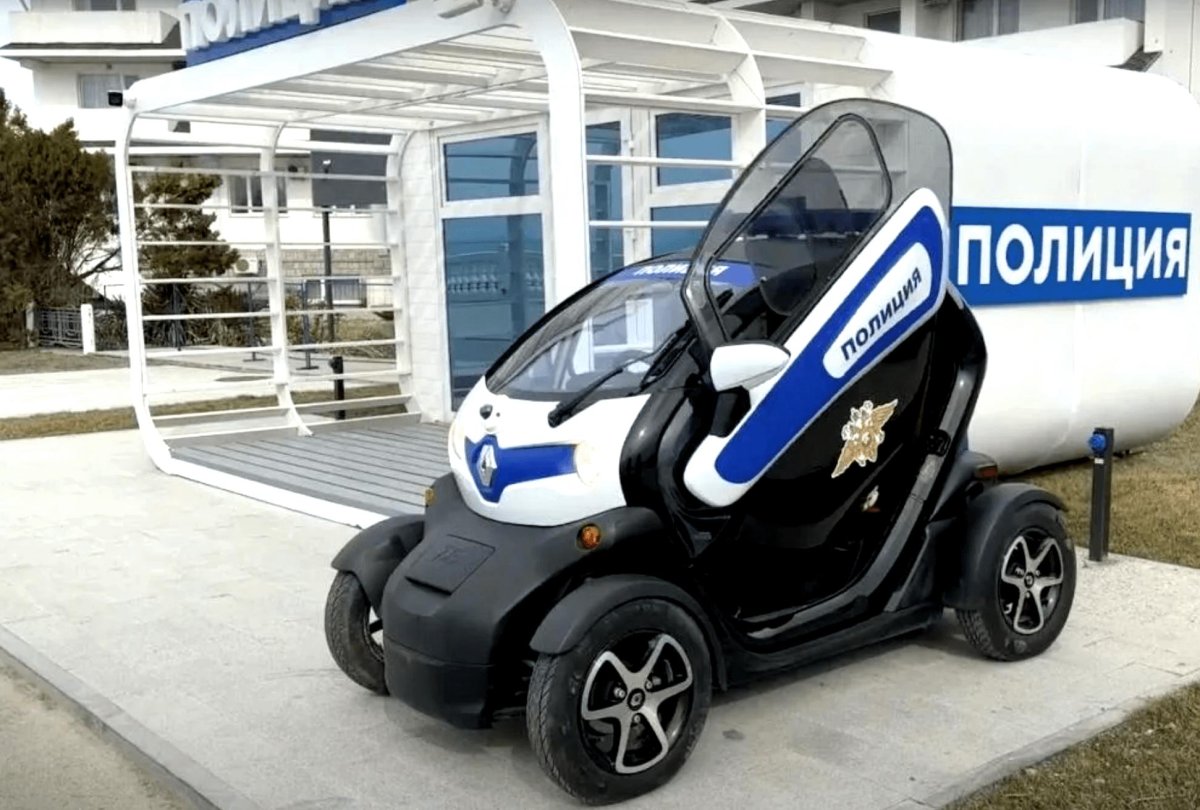 Электромобиль полиция