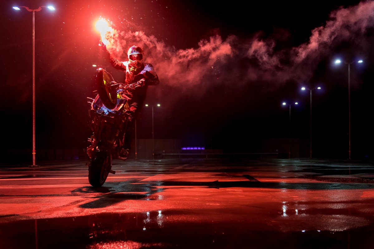 Стант ночью