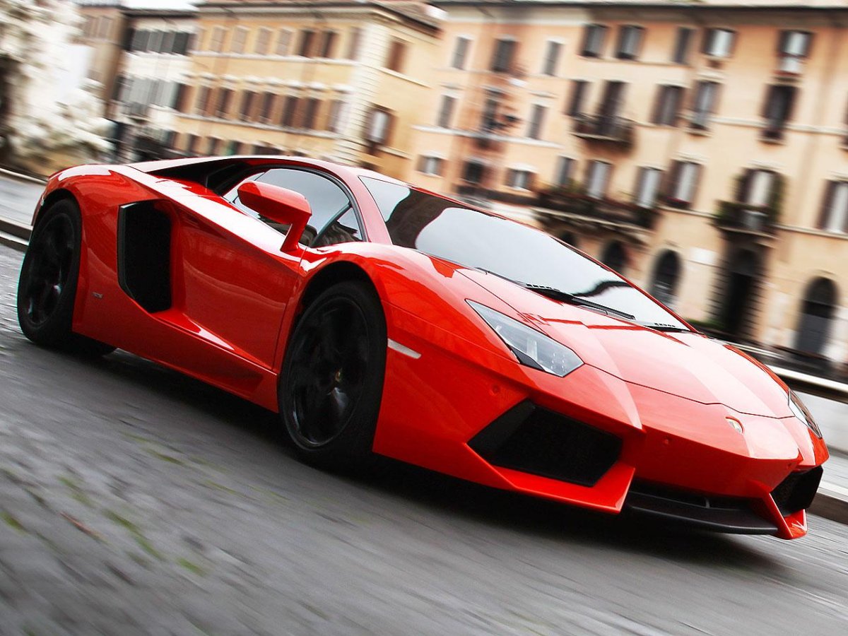 Lamborghini Aventador 2013