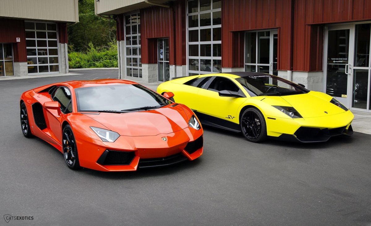 Lamborghini Aventador lp700-4 красный