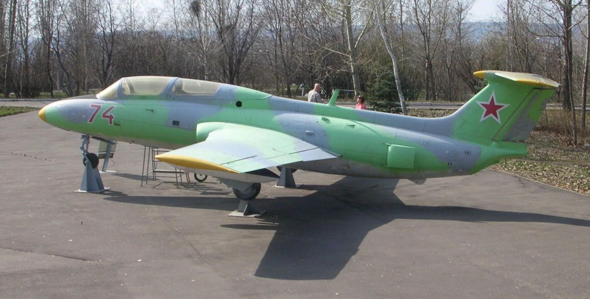 Л-29 самолет фото