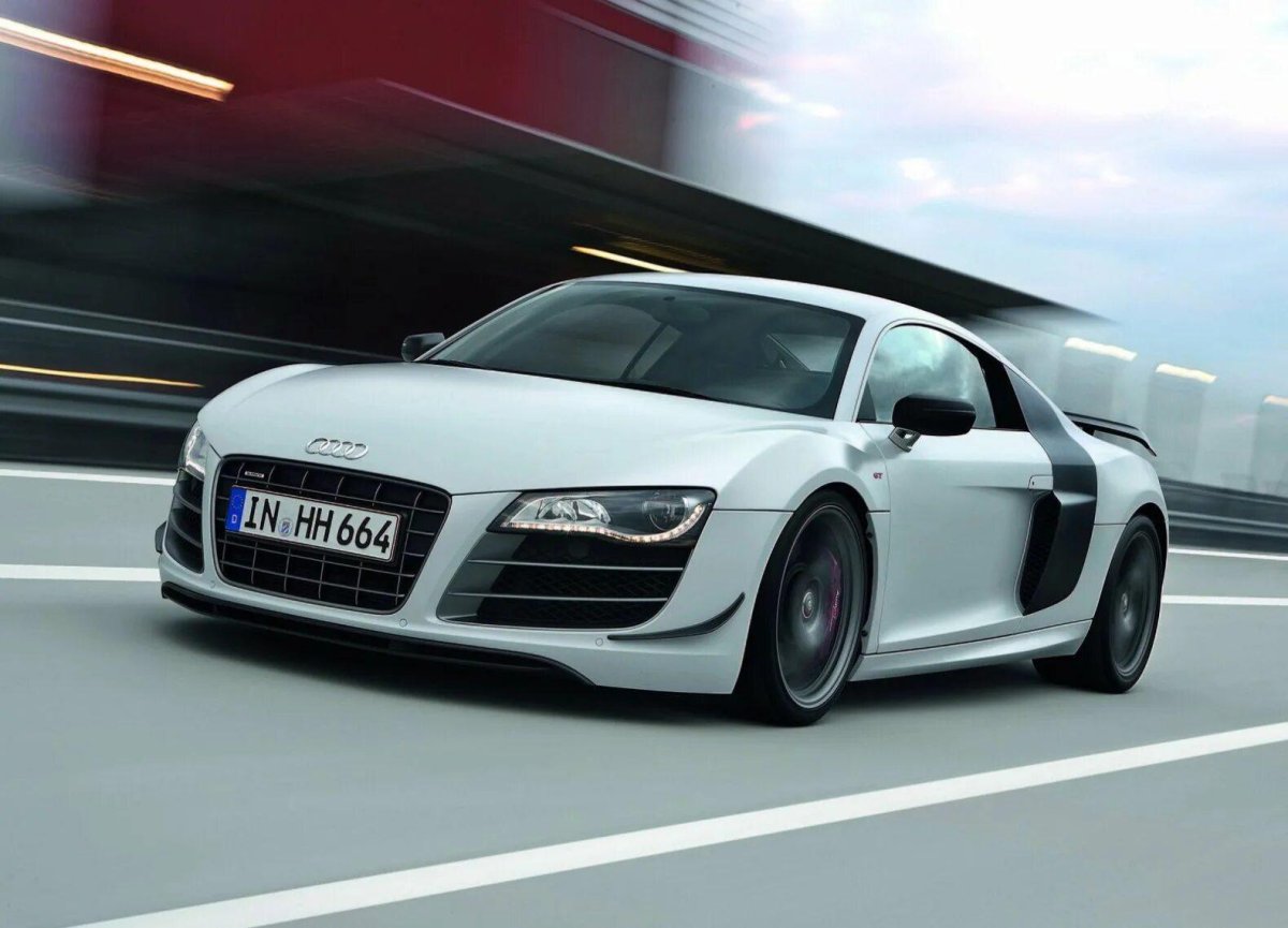Ауди р8 gt