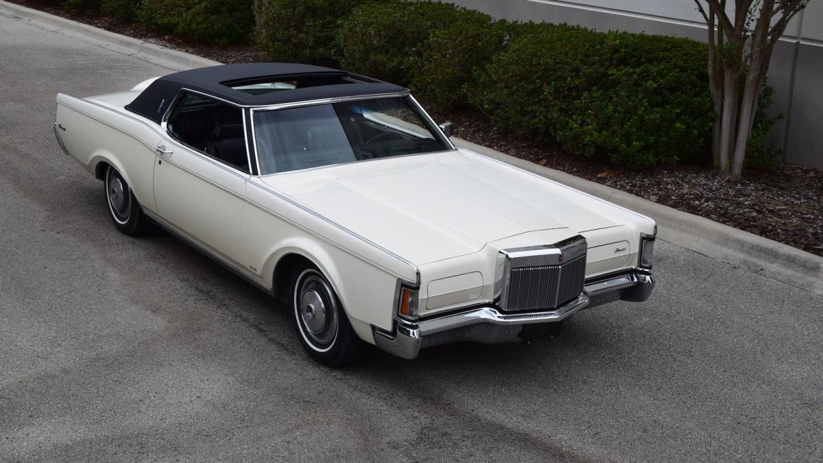 Lincoln Continental 1971