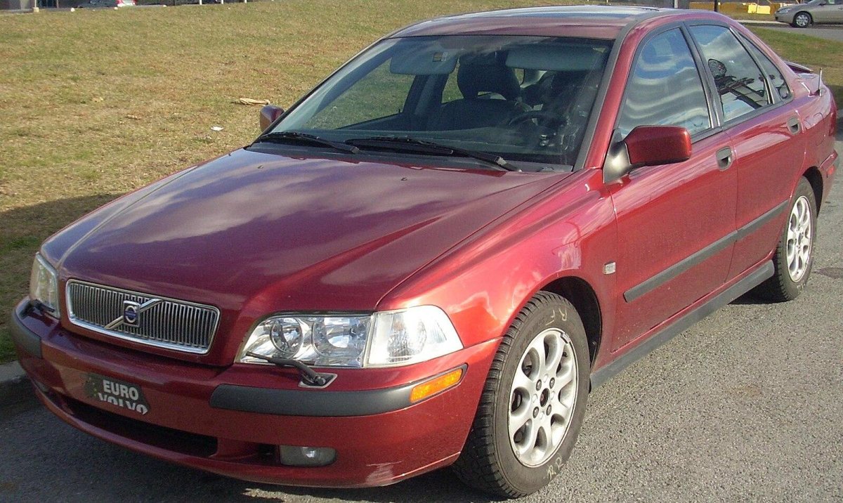 Вольво s40 2000
