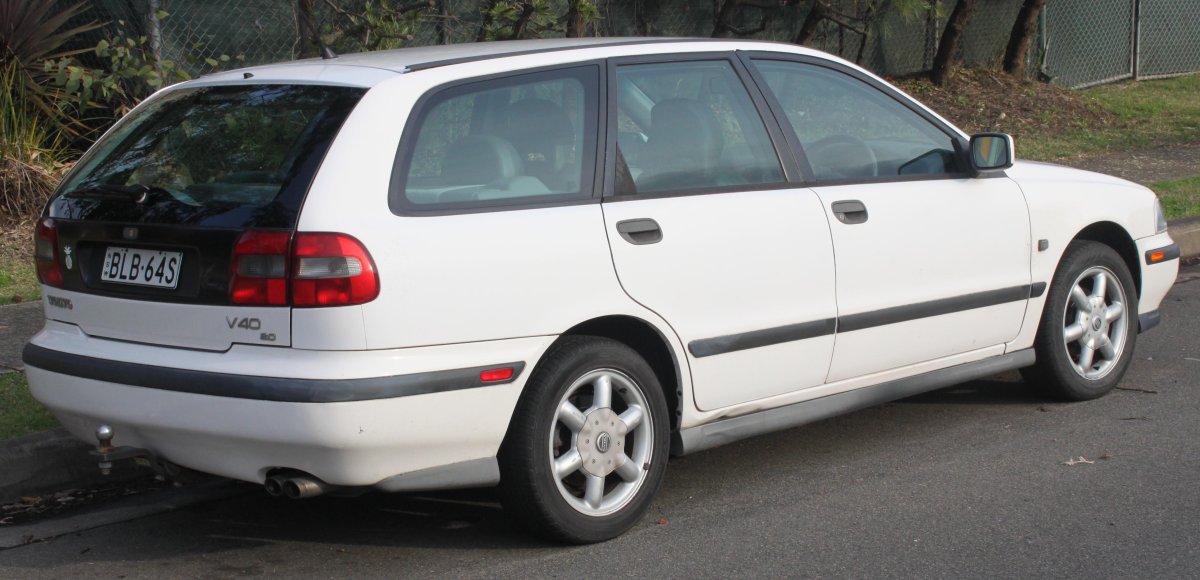 Volvo v40 1998