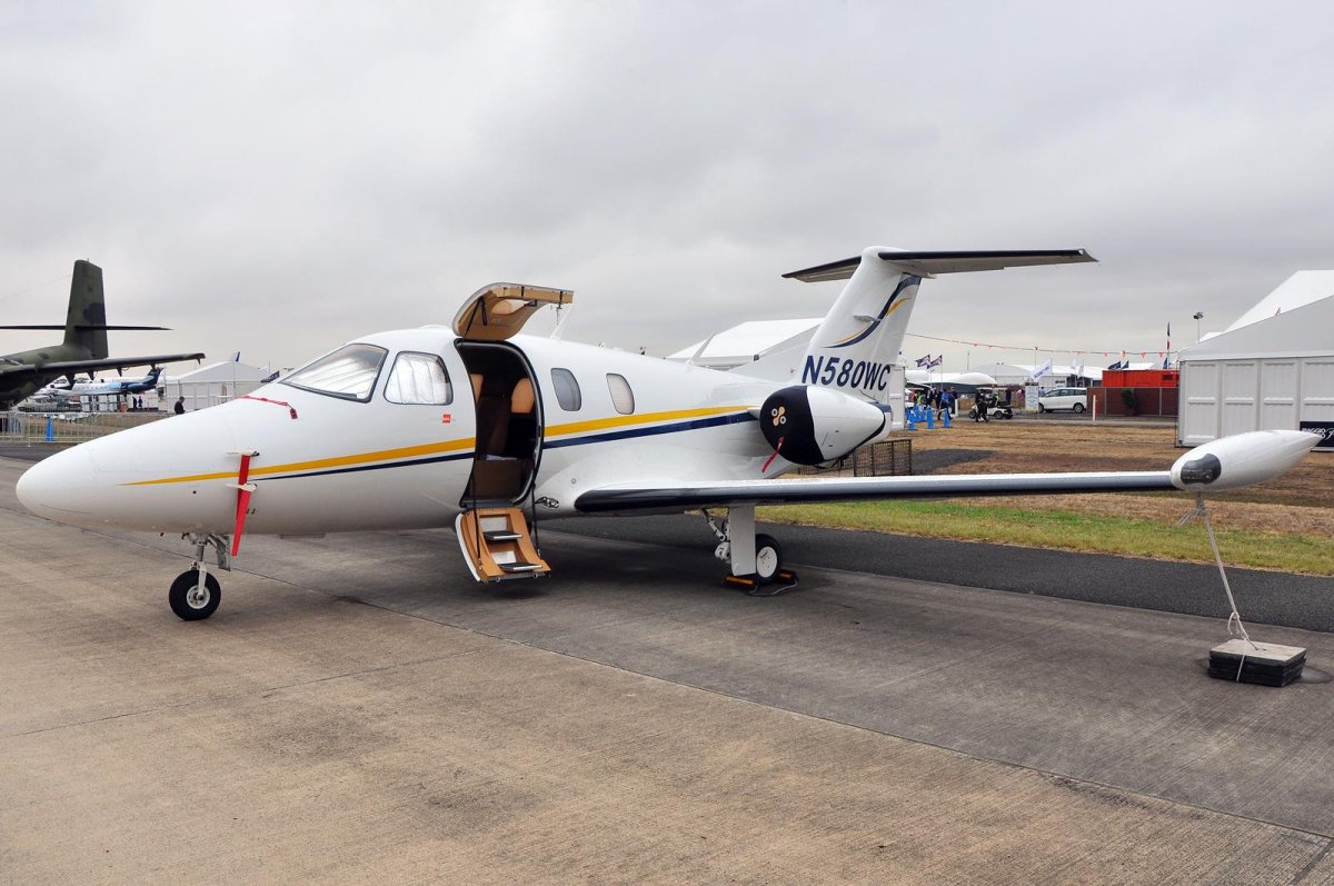 Eclipse 500 самолет