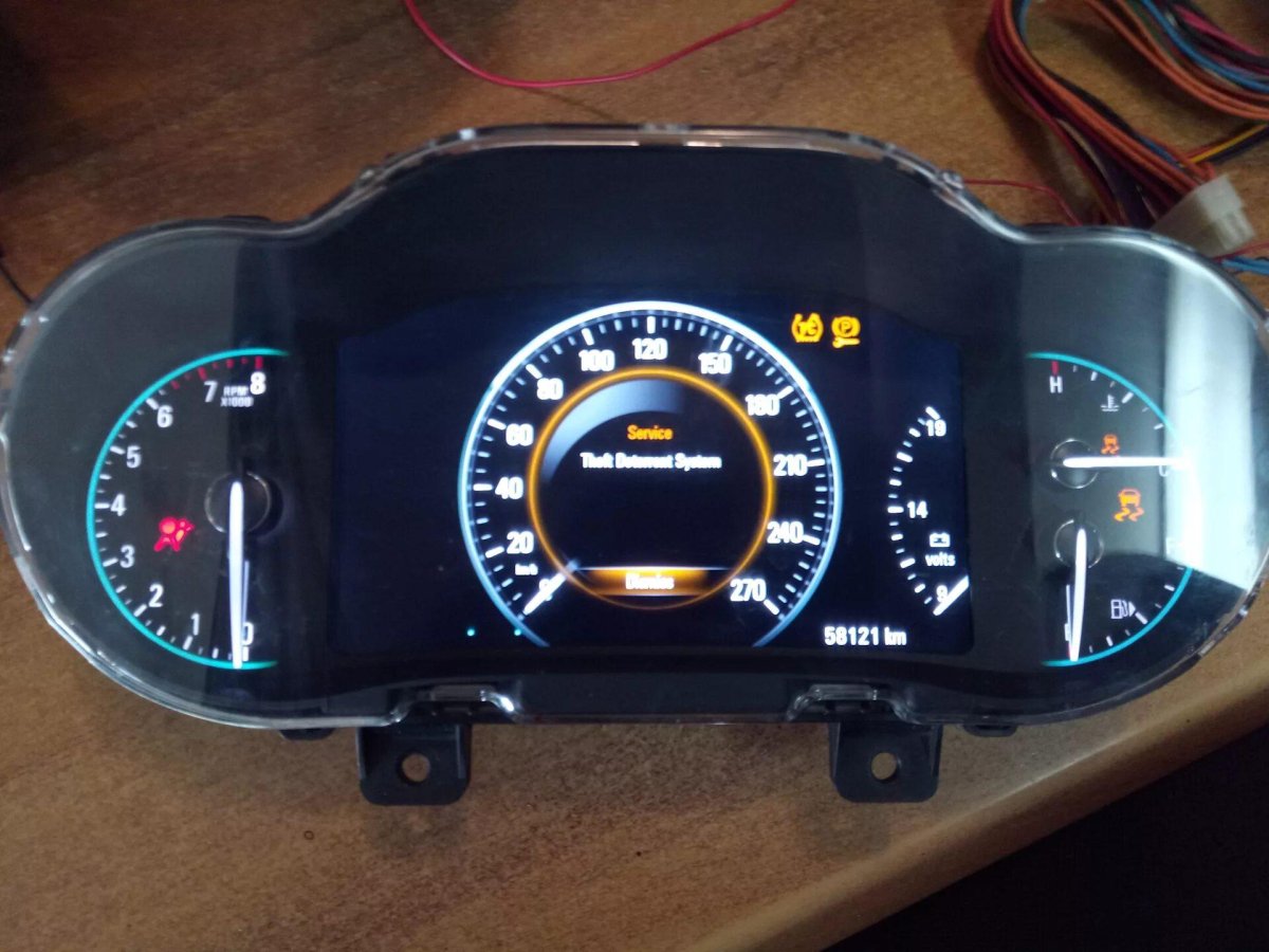 Цифровая приборная панель Шевроле Круз