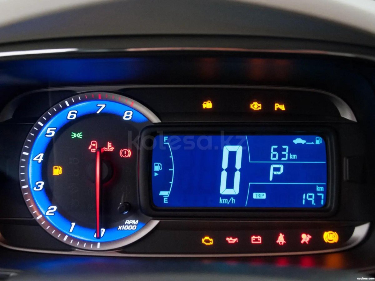 Chevrolet Cobalt приборная панель