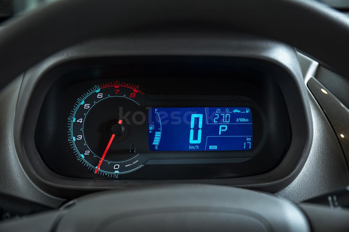 Приборная панель Шевроле кобальт