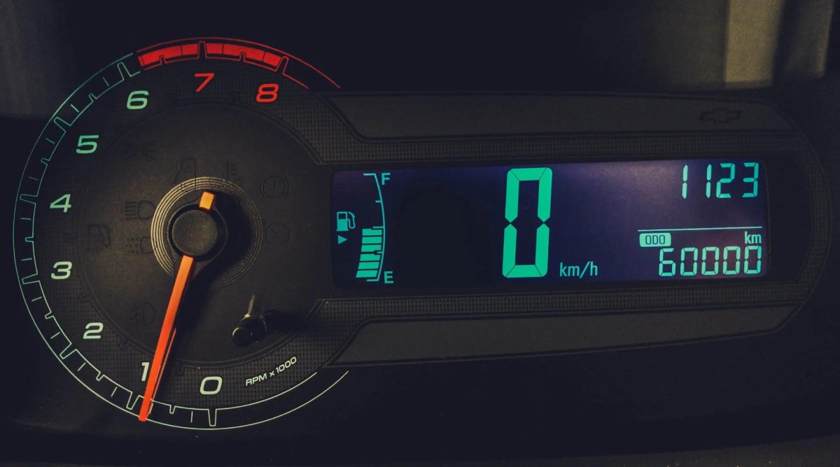 Chevrolet Cobalt приборная панель