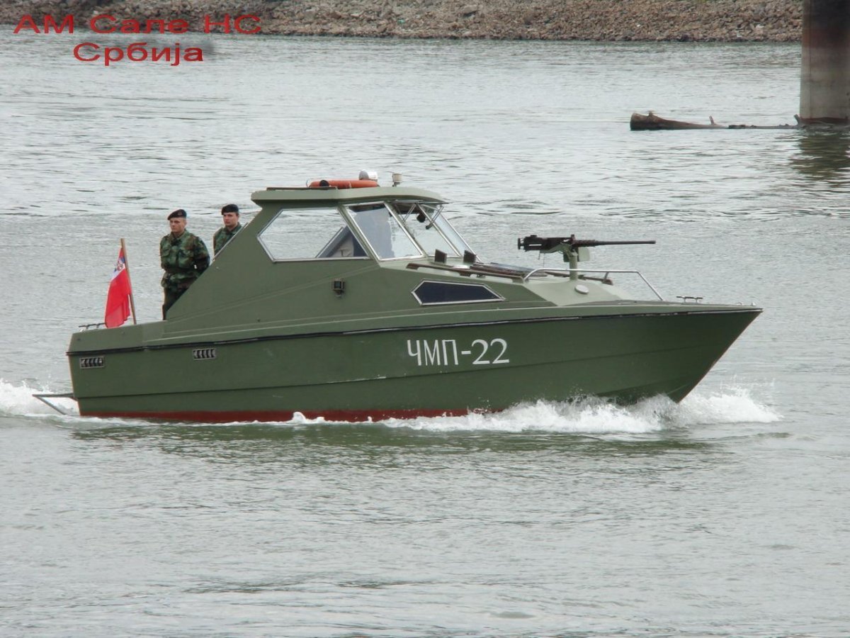 Катер Combatboat 90 (cb90