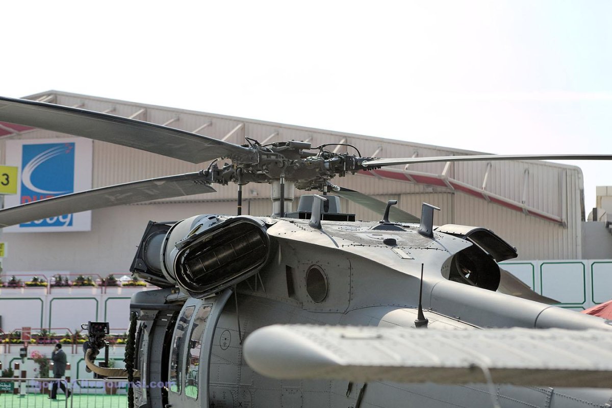 Военный ястреб ф-13м