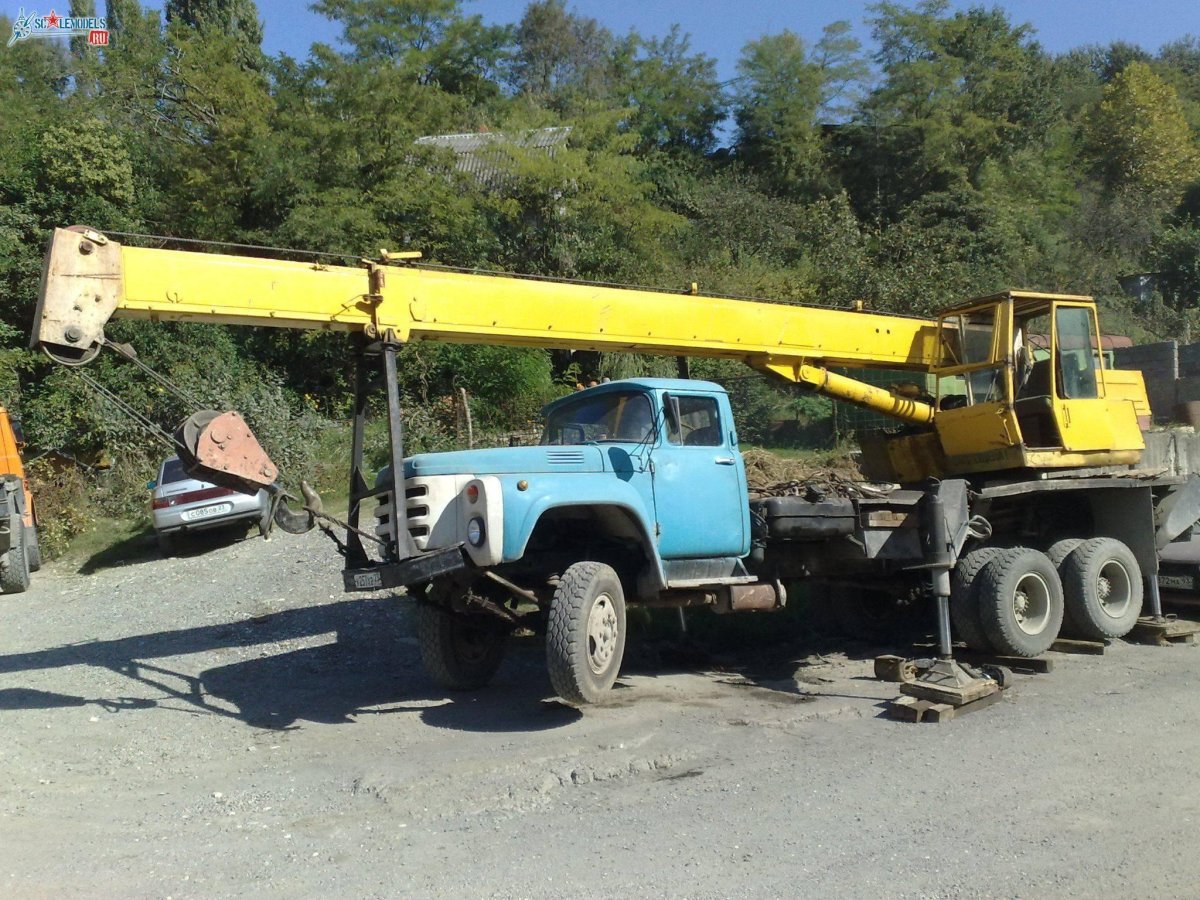 ЗИЛ 133 автокран